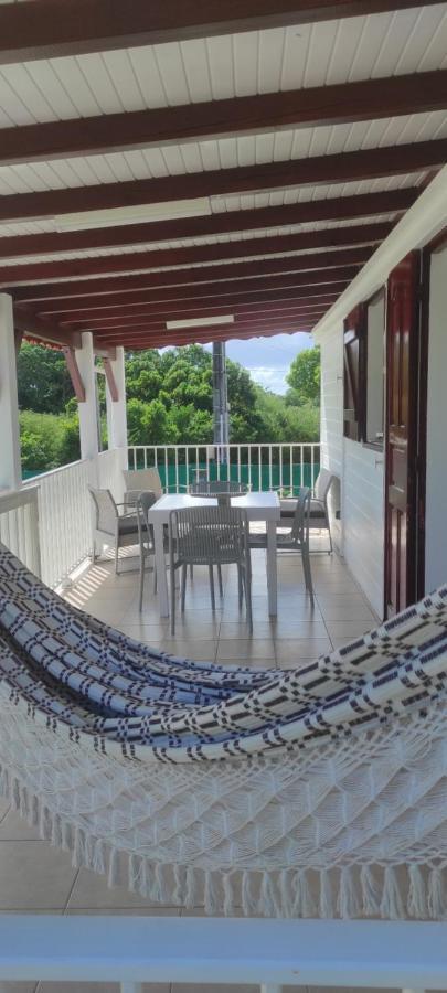 Maison 2 Chambres Avec Jardin Kahouanne Luaran gambar